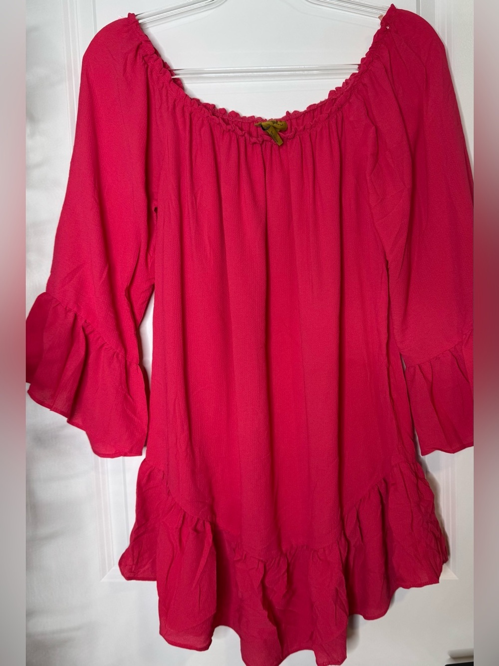 Wrangler Women's Off-Shoulder Ruffle Tunic - Hot Pink stretch ruffle trim sz SM